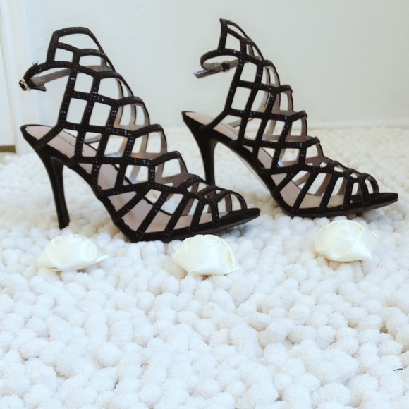 📦SOLD!New women’s geometrical shoes - Picture 3 of 5